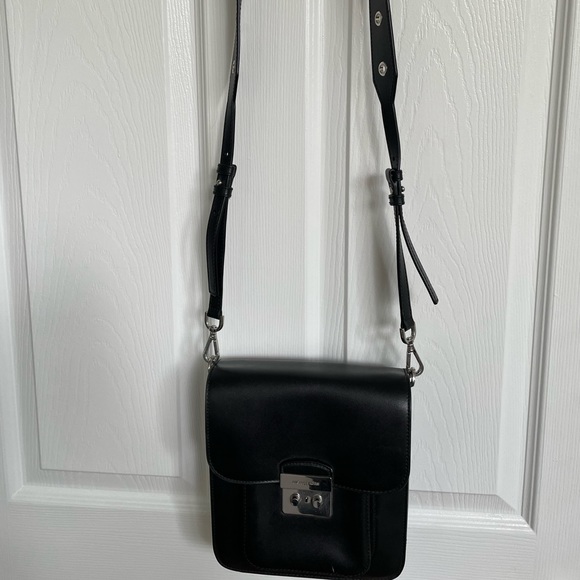 Michael Kors shoulder purse - Picture 2 of 7